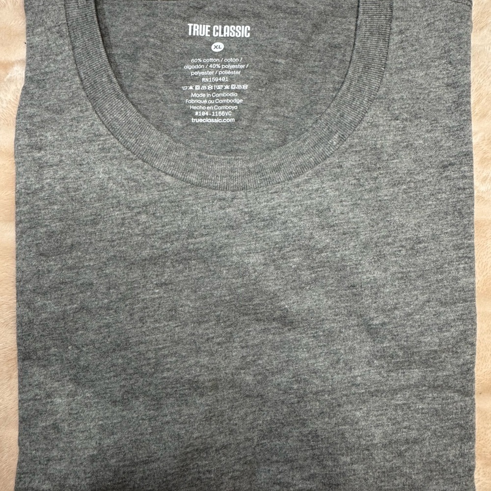 True Classic Women's Gray Short Sleeve Tee